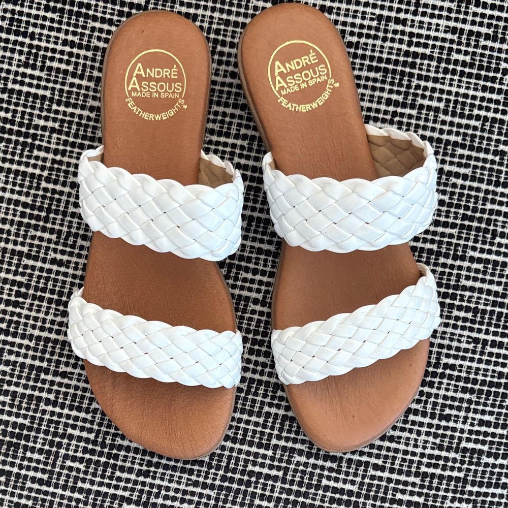 NEVER WORN-Andre Assous White Braided Slide Sandals